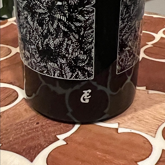 Heretic The Haunted Tea Cosy room spray Edward Gorey - Picture 7 of 7